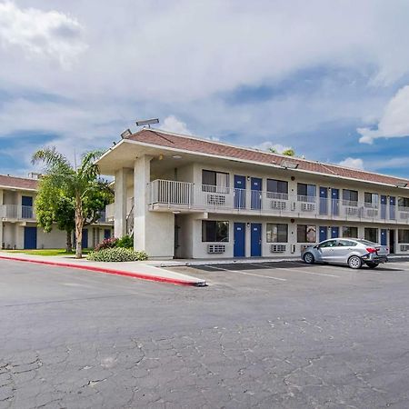 Motel 6-Bakersfield, Ca - Airport Kültér fotó