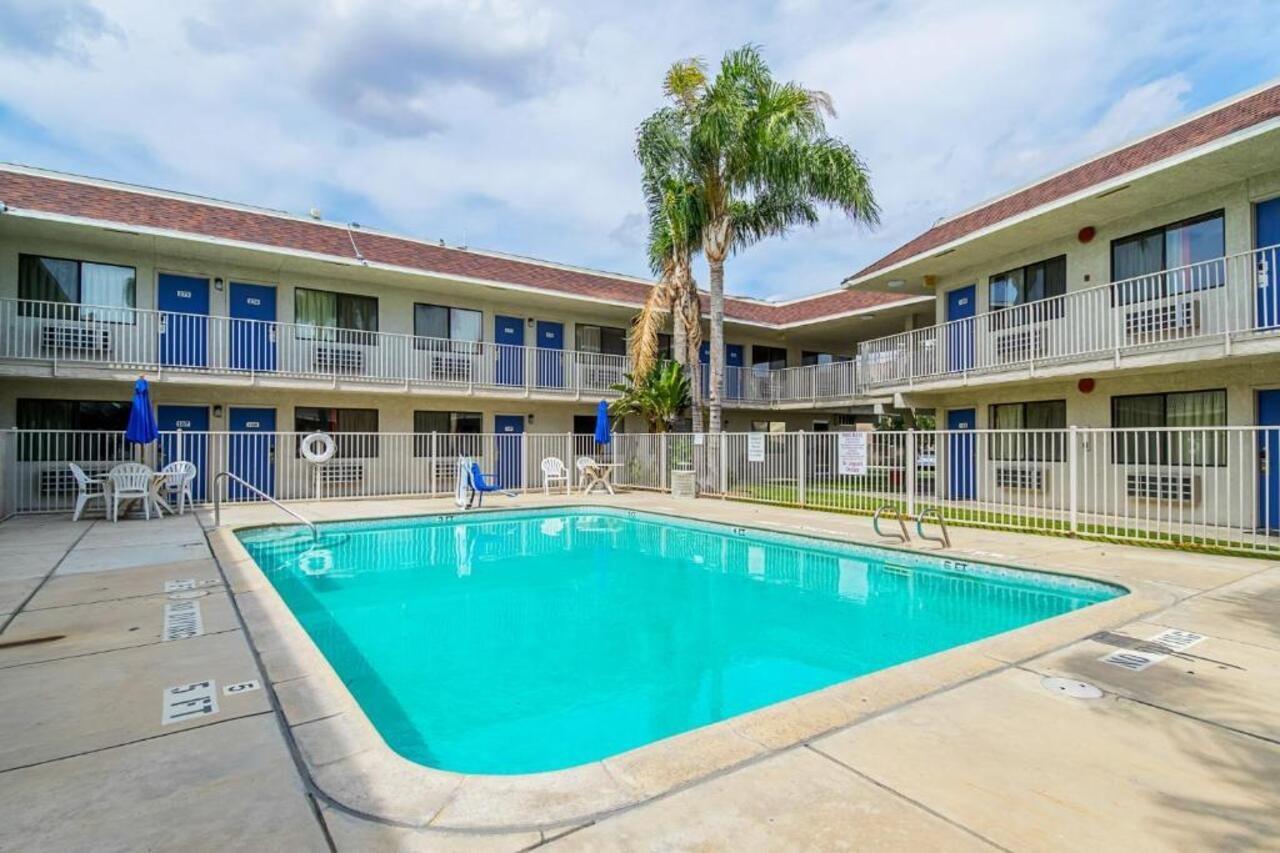 Motel 6-Bakersfield, Ca - Airport Kültér fotó