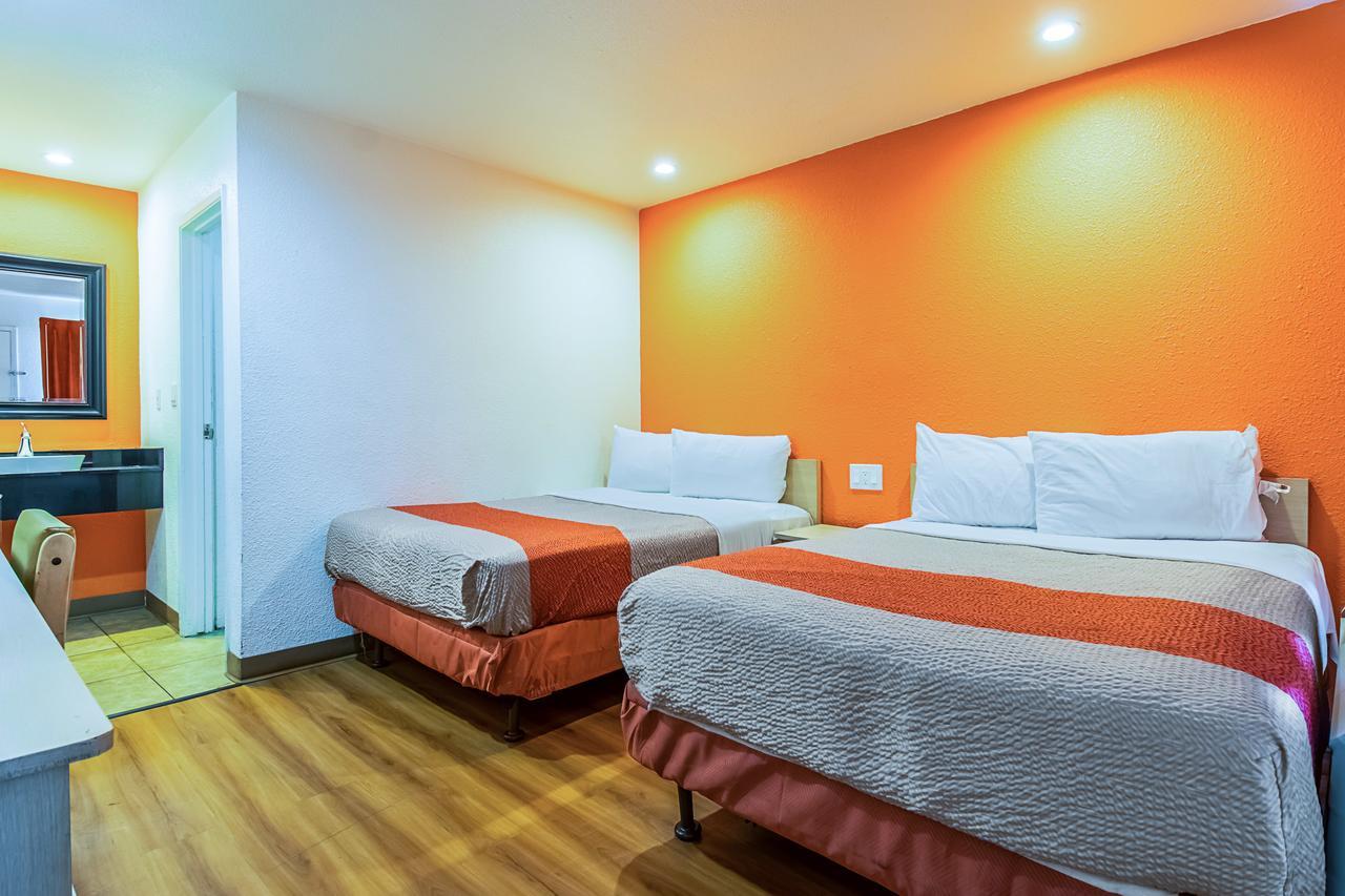 Motel 6-Bakersfield, Ca - Airport Kültér fotó