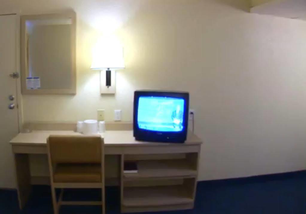 Motel 6-Bakersfield, Ca - Airport Kültér fotó
