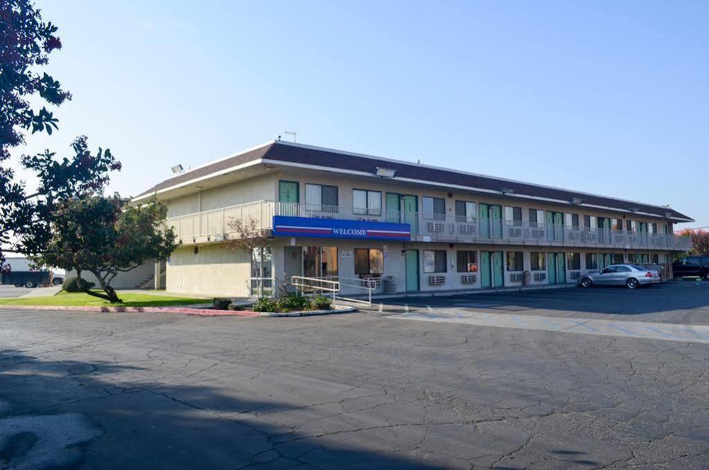 Motel 6-Bakersfield, Ca - Airport Kültér fotó