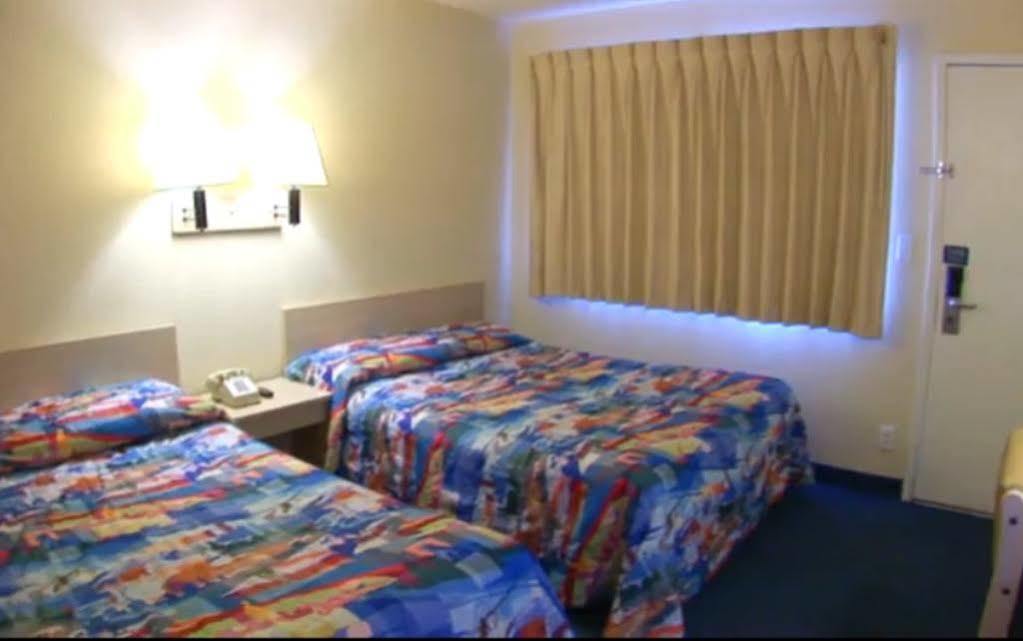 Motel 6-Bakersfield, Ca - Airport Kültér fotó